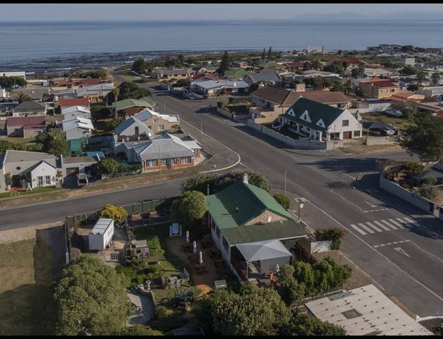 180M² RESTAURANT FOR SALE IN GANSBAAI CENTRAL